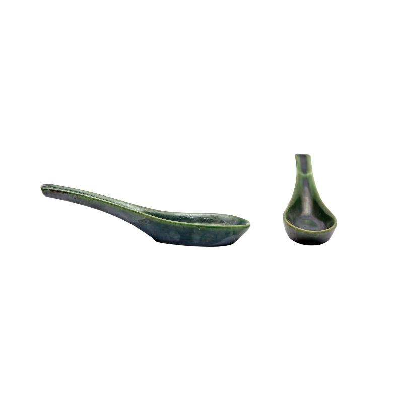 Shilpkara 'Hunter Green Specked' Glazed Studio Pottery Noodles Cup Cum Ceramic Soup Bowl (2 Soup Bowls, 2 Spoons, Green)