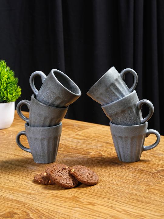 Shilpkara 'Rustic' Handpainted Ceramic Tea Mug & Kettle Tea Set (Microwave Safe)