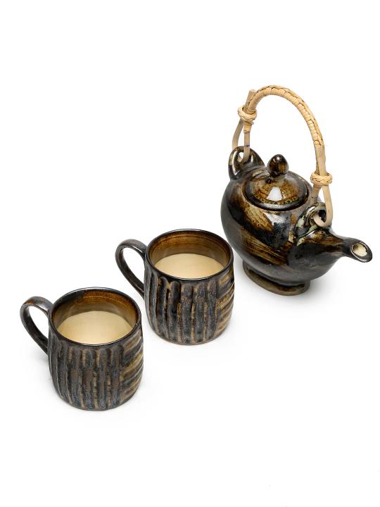 Shilpkara 'Aladin-e-Chirag' Handpainted Ceramic Tea Mug & Kettle Tea Set (Microwave Safe) - Ceramic Cup Kettle Set for Hot Tea Set with Kettle Set Kettle and Cup Single Tea Pot Ceramic Milk Kettle