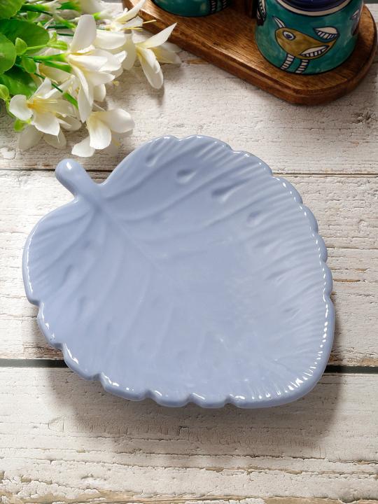 Shilpkara The Leaf Shade Handcrafted Apetizer Chip-N-Dip Snacks Serving Ceramic Platter for Dining Table (Set of 2, Microwave Safe, Dishwasher Safe)